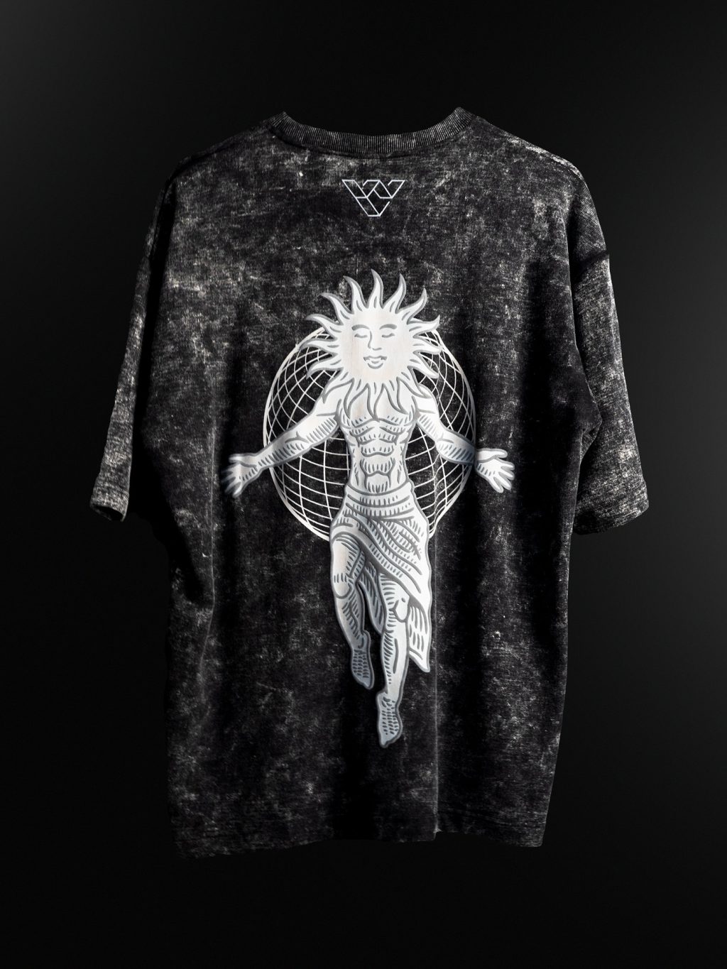 Instagram post from valous.world. This post is in position 0.